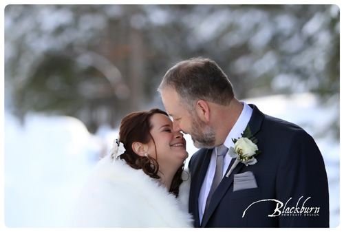 Snowy Winter Wedding Photos