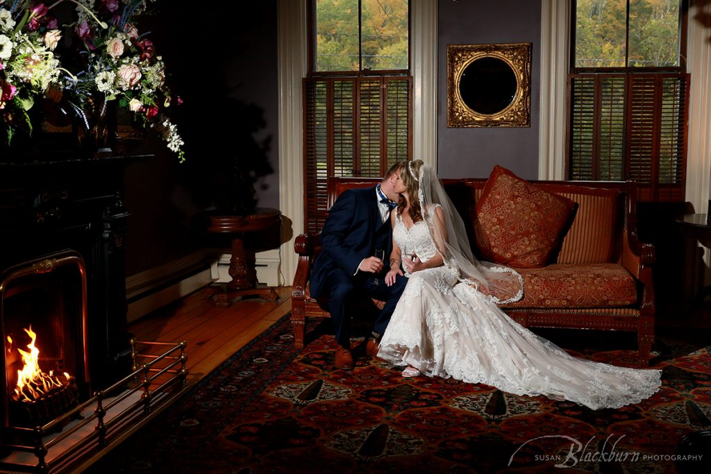Fall Wedding Photo Mansion Inn Saratoga