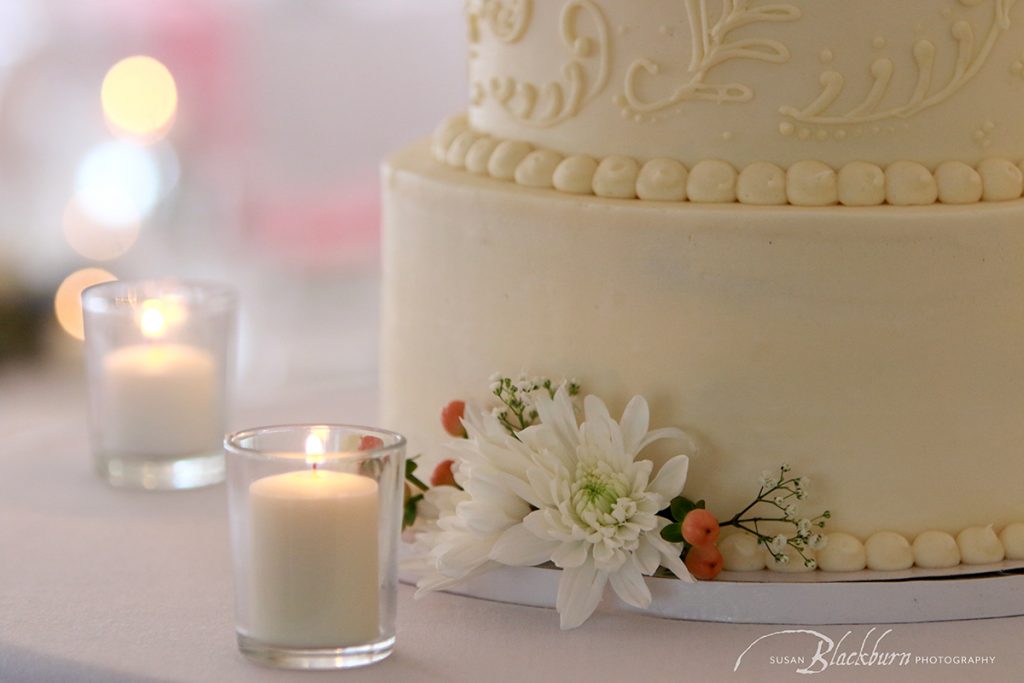 White Wedding Cake Photo